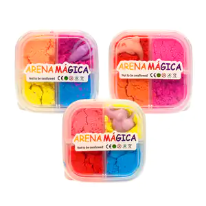 Recipiente tipo tupper con 4 tonos de arena mágica + mini figura, var…