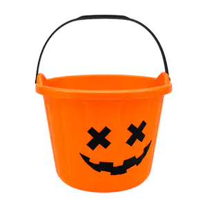 Dulcera tipo canasta con temática de halloween con asa, 22x16cm