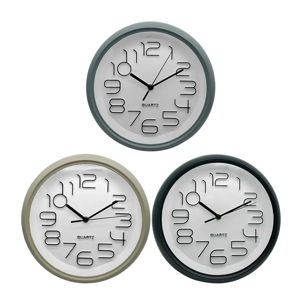 Reloj redondo de pared quartz con fondo blanco y marco en tono mate, 30cm, variedad de colores