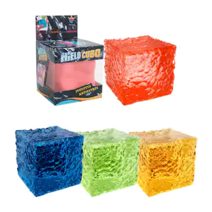 Squeeze antiestrés con forma de cubo con textura rugosa, variedad de …