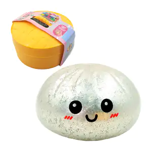 Squeeze misterioso grande con forma de dumpling  con luces rgb en est…