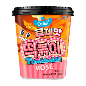 1pza vaso tipo bowl de topokki, pastel de arroz con salsa sabor rosé,…