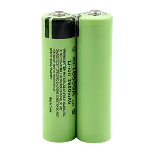 Par de baterías recargables li-ion de 2600mAh y 4.2v, color verde / z…